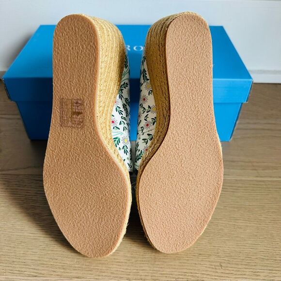 Jack Rogers Palmer Criss Cross Espadrille Wedges – Size 6.5 – White Daisy – $148 - Picture 7 of 11